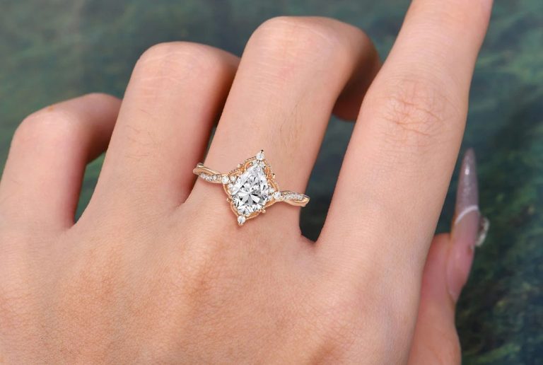 Colorless diamond ring sparkling under direct light