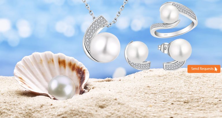 White shell pearl necklace with smooth surface and luster