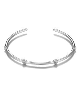 silver bracelet BR01879D